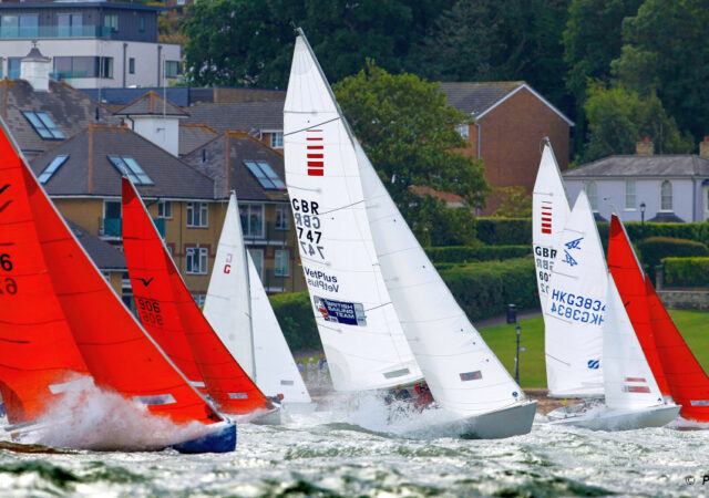 Cowes Week keelboats