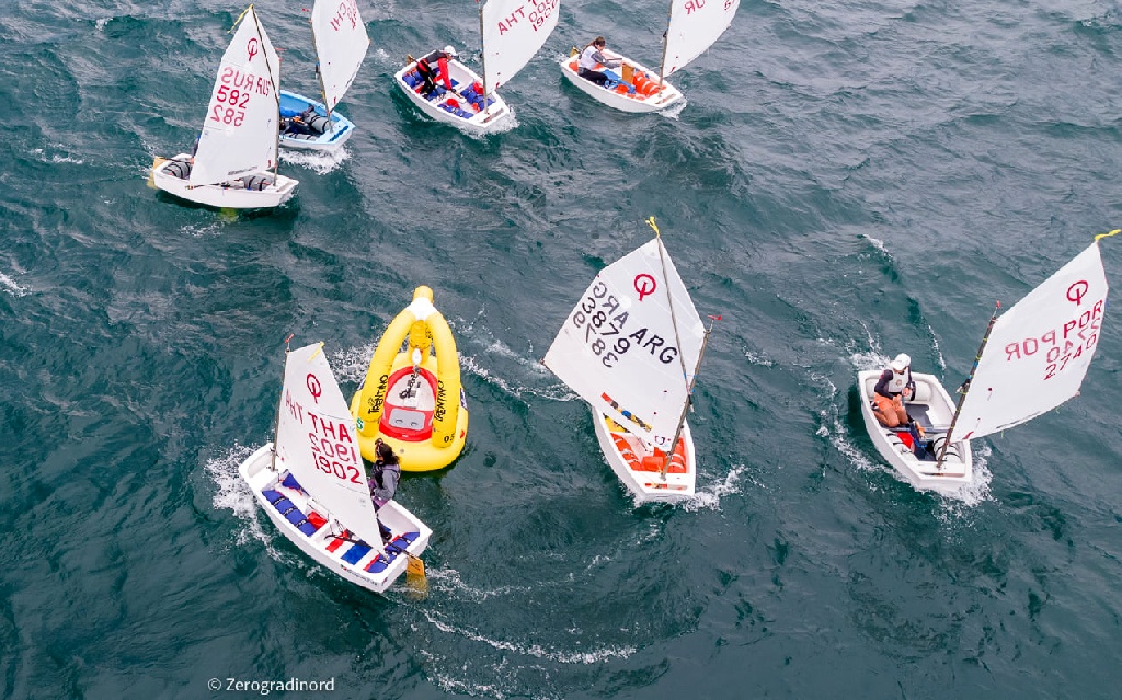 Экскурсия голубой парус турция. Оптимист 2021. Яхта оптимист фото. Яхта оптимист фото. Оптимист 2021.