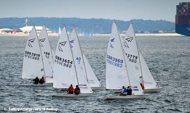 Cowes Week Flying 15