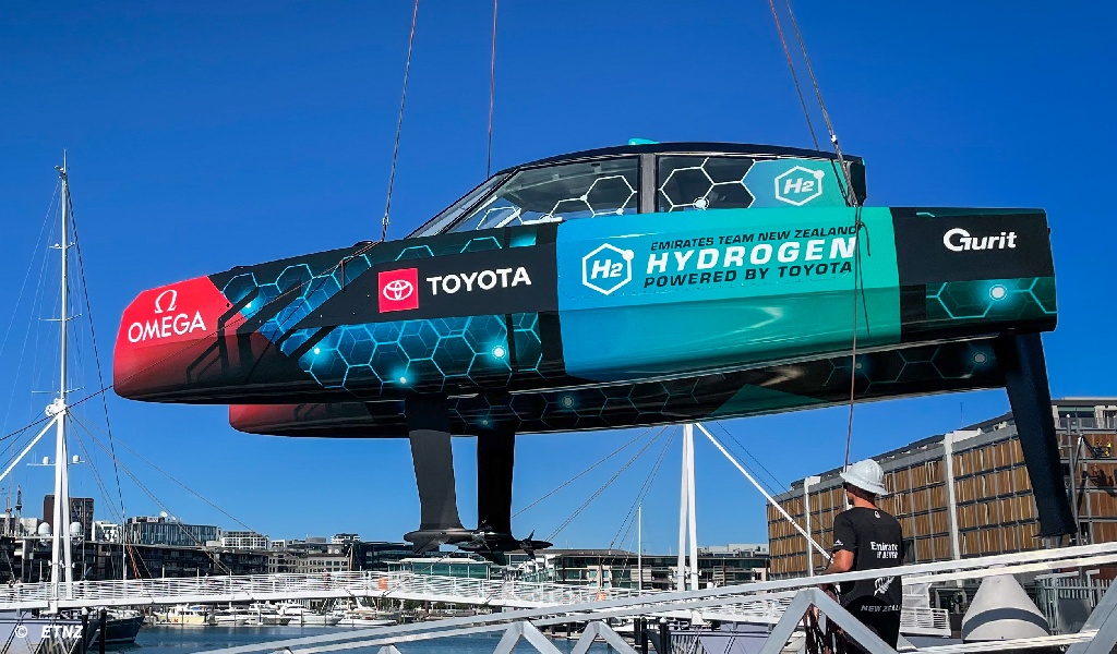 AC37 ETNZ Chase Boat One