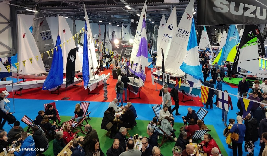 Dinghy Show Crowds 2022