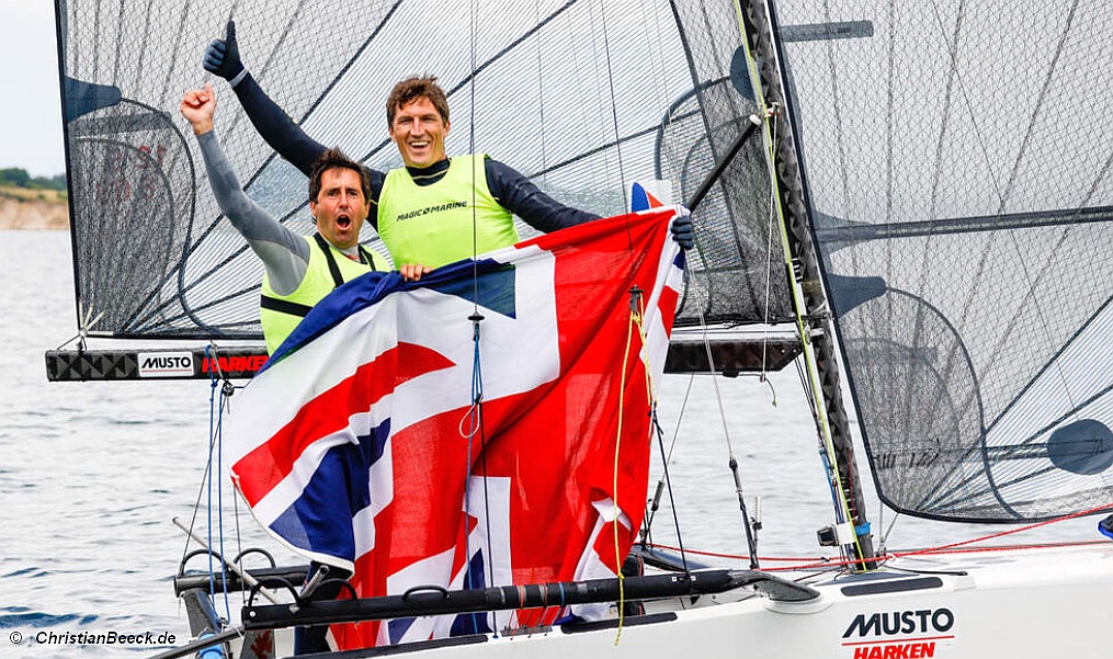 i14 Worlds Massey and Hillary