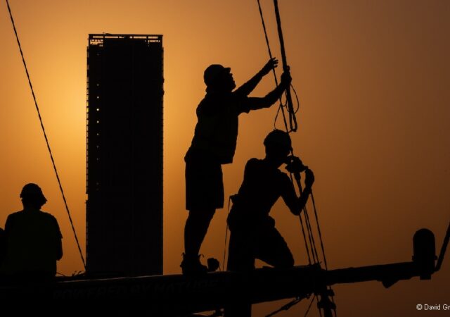 2022 SailGP Dubai - De-Rig Silhouette