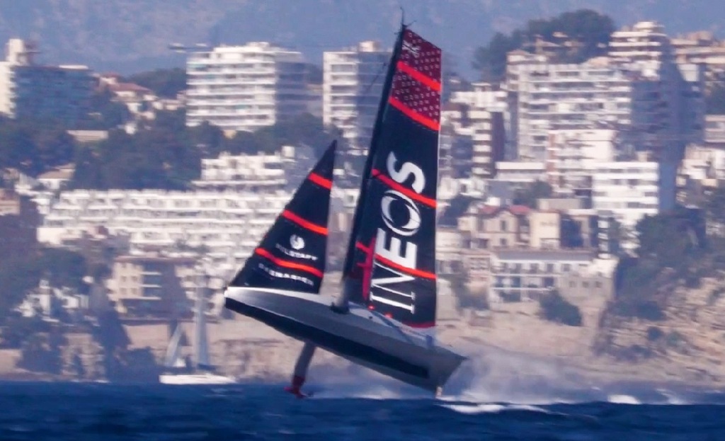 AC37_INEOS_T6_Skyrocket_Palma