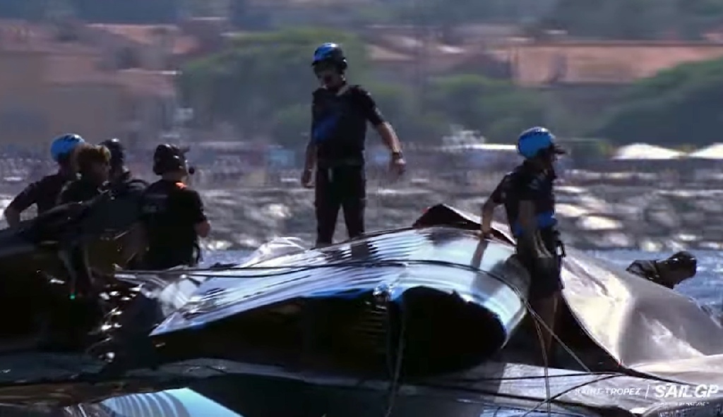 SailGP Day 1 - New Zealand Rig Collapse