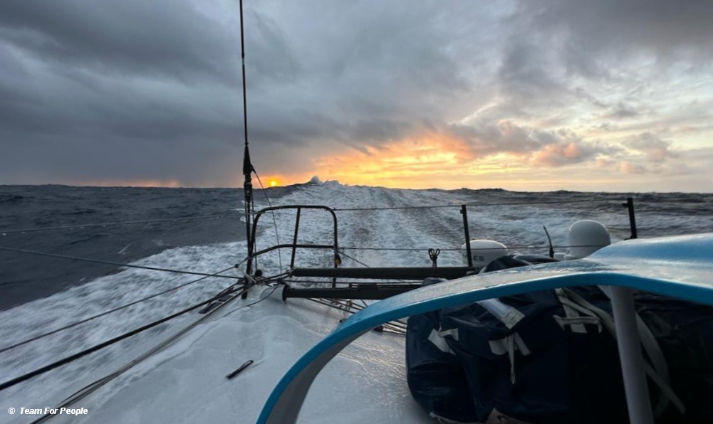 Imoca Retour Team For People