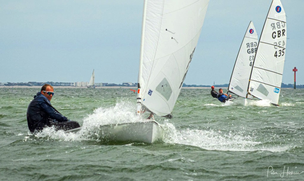 DEN15 leads after day 2