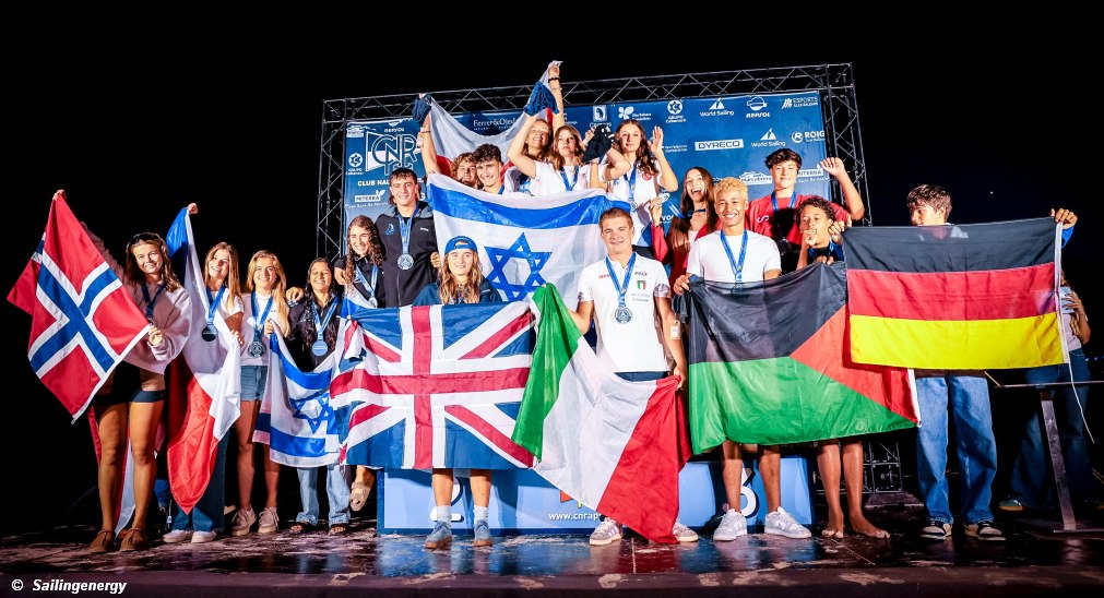 iQfoil Youth Worlds U17 and U19 Podium
