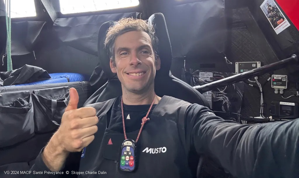 VG 2024 leader Charlie Dalin