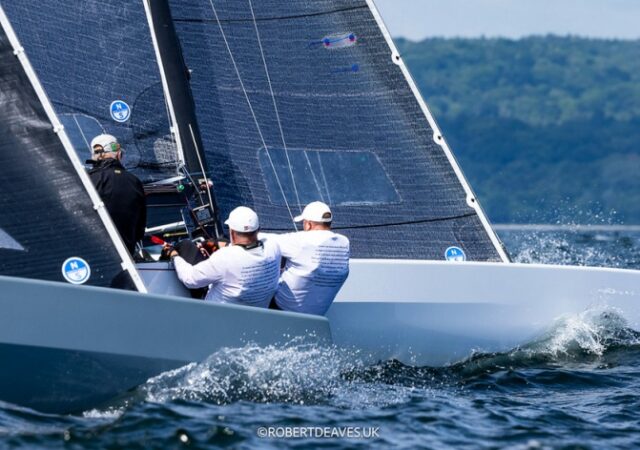 5.5 Metre Worlds The Jean Genie