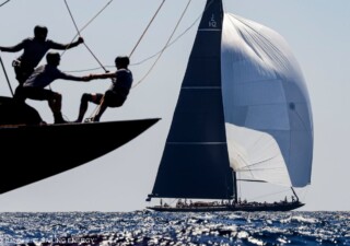 Superyacht J H2 Rainbow