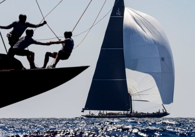Superyacht J H2 Rainbow