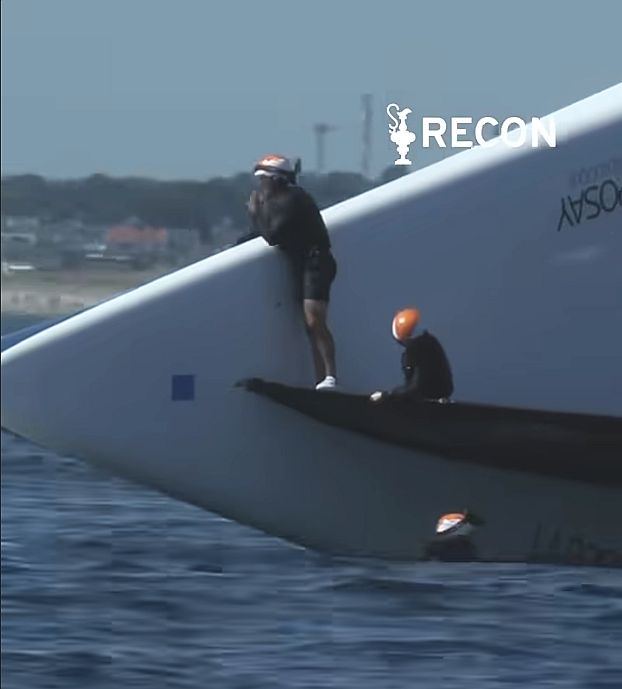 AC38 AC75 FRA Capsize